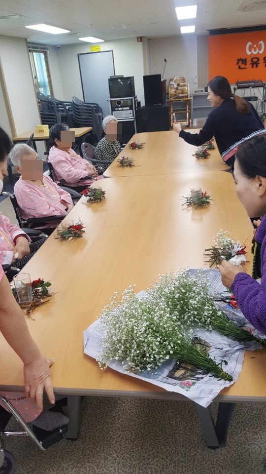 1f2c8edd6c53586df278801240fb6a5d_1525083