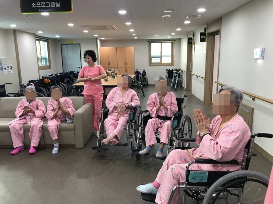 1f2c8edd6c53586df278801240fb6a5d_1525081