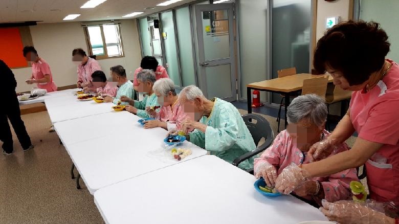 28f5e48570a157098d5cc8abd4a2ca19_1532681