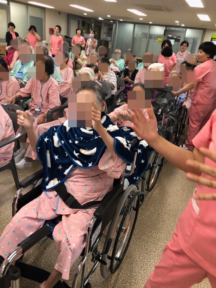 db718765ae7fcf5243c8bea1fb3bb16c_1543925