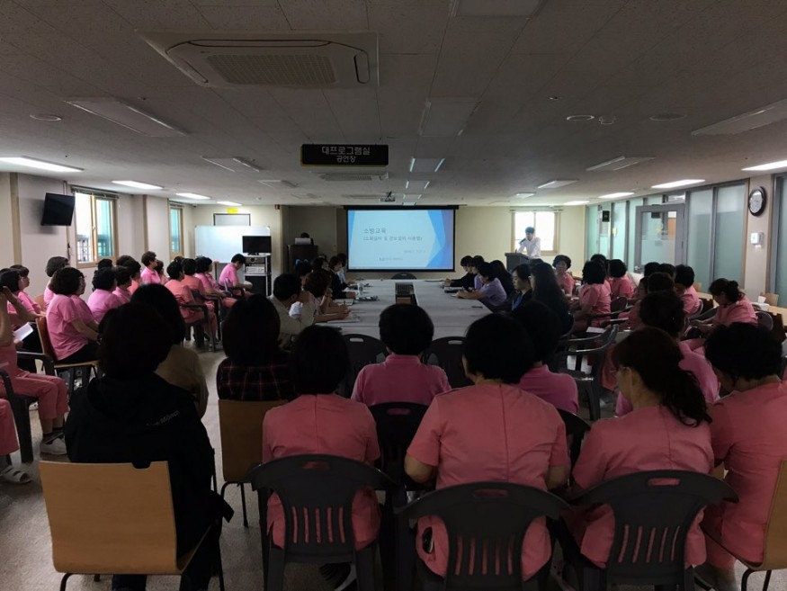 01b4b5c0ffbcfa554b9c39ee1b23913f_1557735