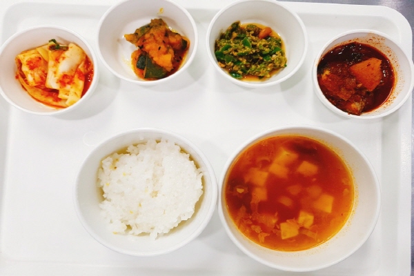 dd44ea9330ec7a5e8ac253d110fb02e6_1568159