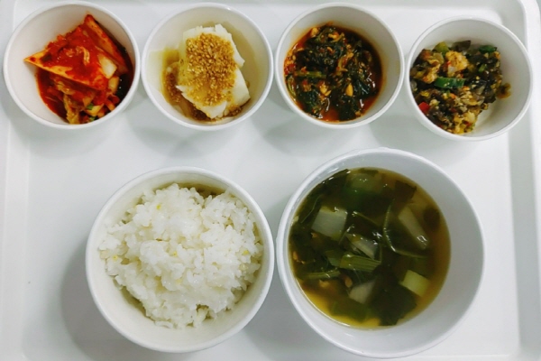 dee644ee921ee066ad490a8c06ff886e_1595289