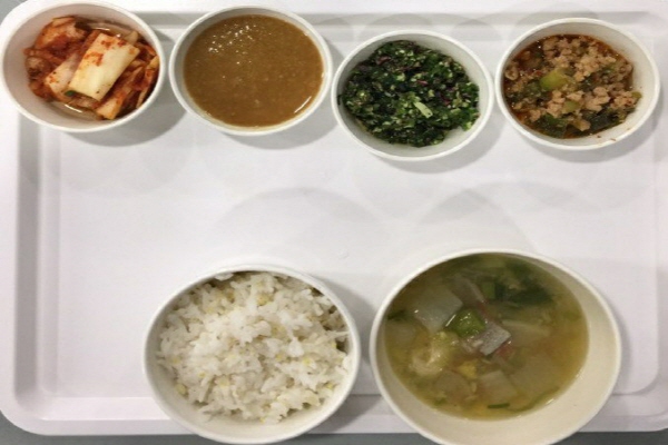 39b89e371f346987221178eb59744409_1601355