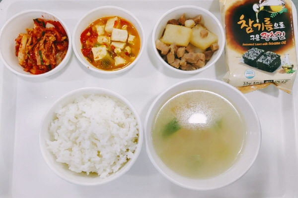 39b89e371f346987221178eb59744409_1601355