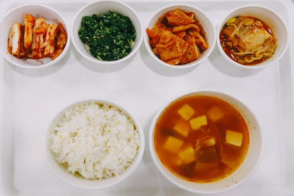 39b89e371f346987221178eb59744409_1601355