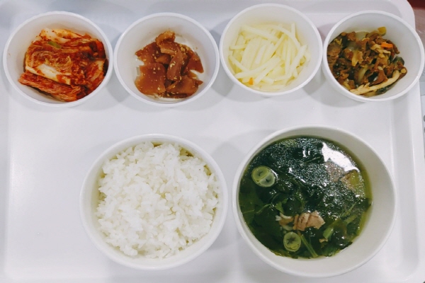 0cb28aaddd76317de9610ce27d4426d5_1601972