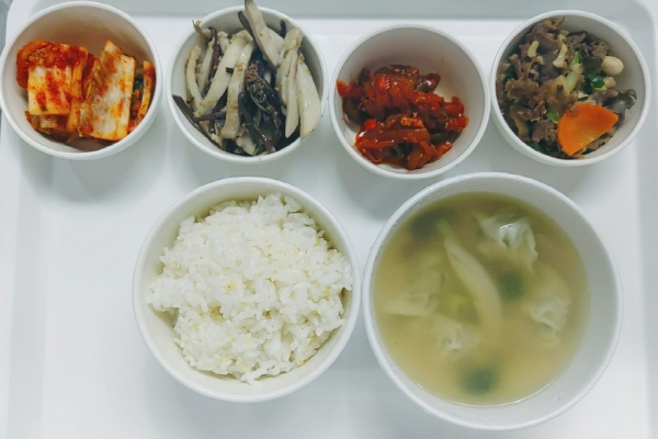 0cb28aaddd76317de9610ce27d4426d5_1601972