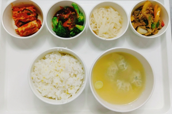 0cb28aaddd76317de9610ce27d4426d5_1601972