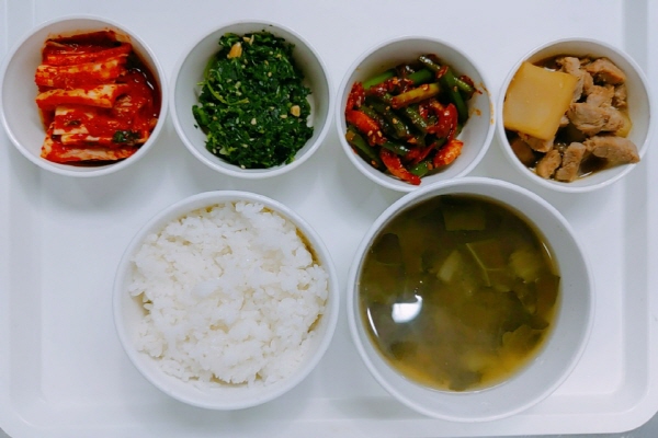 48d2ae015795b39e59d6029f97a39ce8_1602571