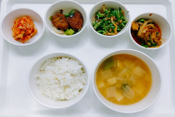 1e6ecec1d398102cd431ce153335b73b_1618972