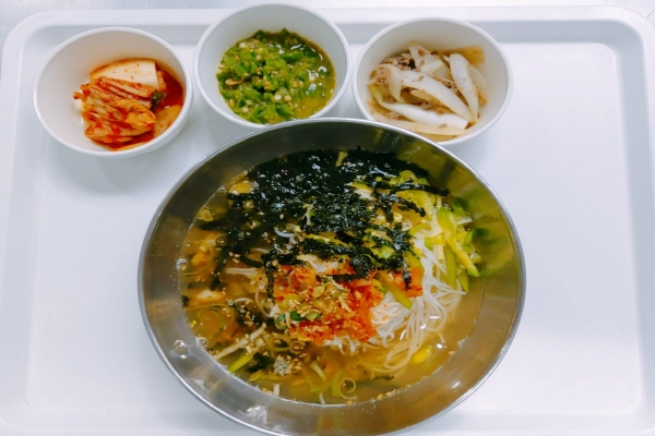 ebef1e115792fac2107400617fe94770_1617949