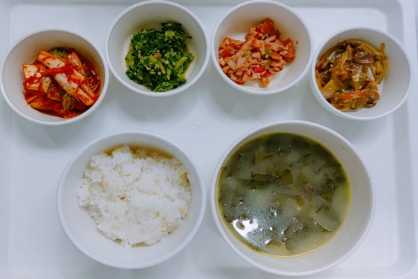 ebef1e115792fac2107400617fe94770_1617949