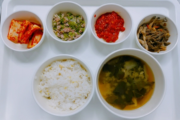 ebef1e115792fac2107400617fe94770_1617949