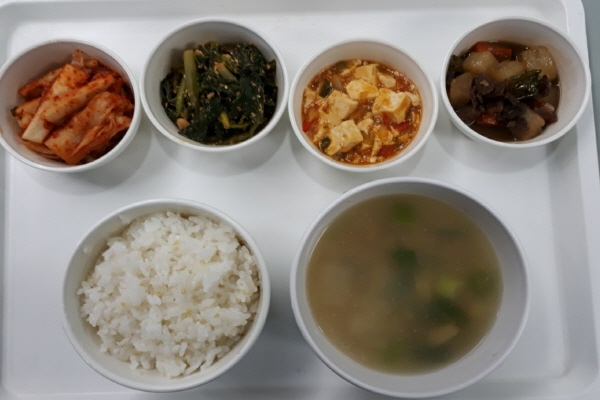 4a5573701617d0e4dd8bf8fe50184643_1620802