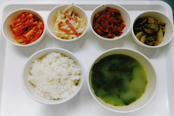 4a5573701617d0e4dd8bf8fe50184643_1620802