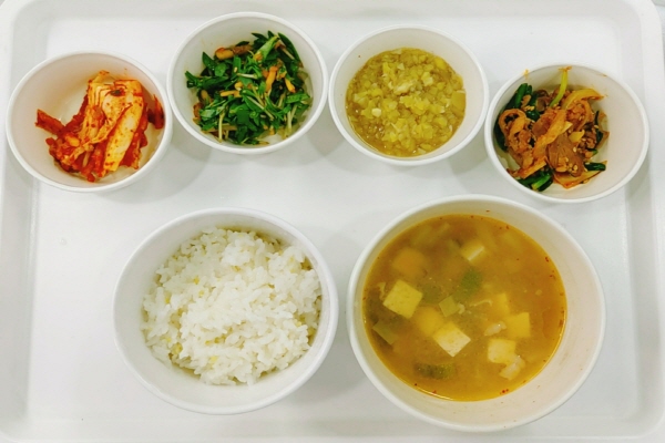 aaf879f40546c7e45a175ca3e8d174f0_1623823