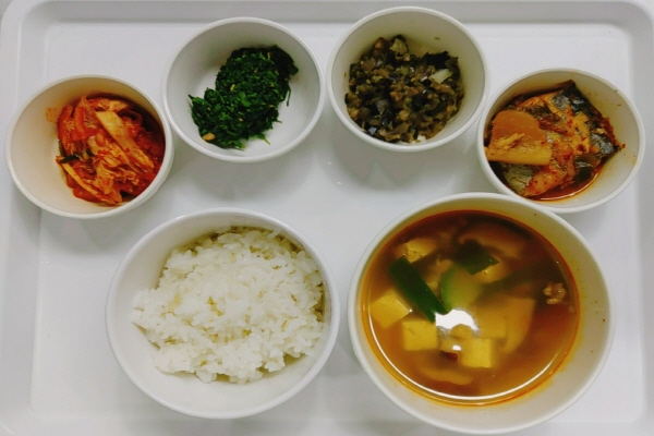 aaf879f40546c7e45a175ca3e8d174f0_1623823