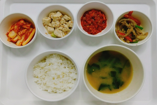 aaf879f40546c7e45a175ca3e8d174f0_1623823