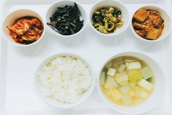 99da6f339562d96c8a1813c6749387f7_1631252