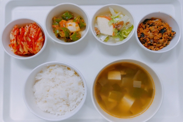 4d983a05d32d989a3b98d85c3d46443c_1635235