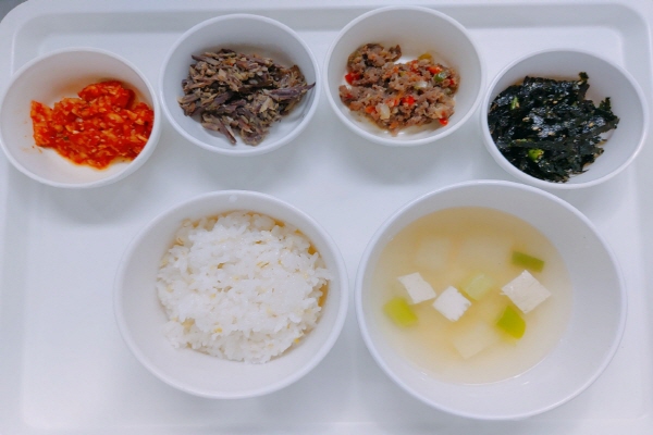 4d983a05d32d989a3b98d85c3d46443c_1635235