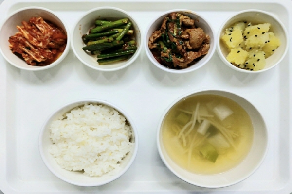 4d983a05d32d989a3b98d85c3d46443c_1635235