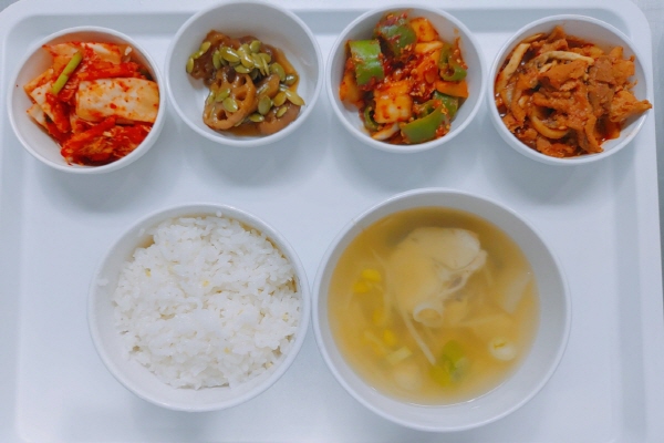 4d983a05d32d989a3b98d85c3d46443c_1635235