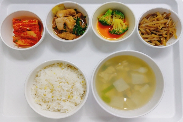 abc12e15b5b53957eaa75e6f8aa9f85e_1634111