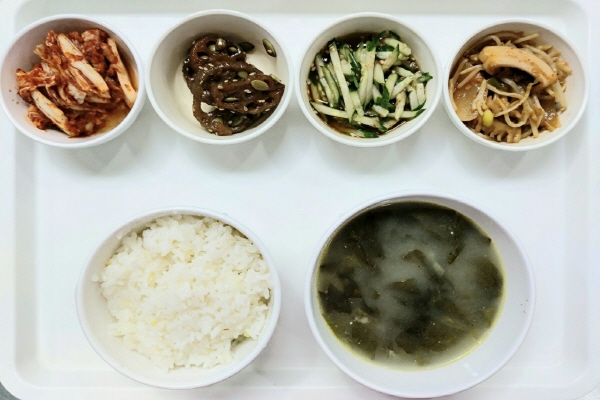 abc12e15b5b53957eaa75e6f8aa9f85e_1634111