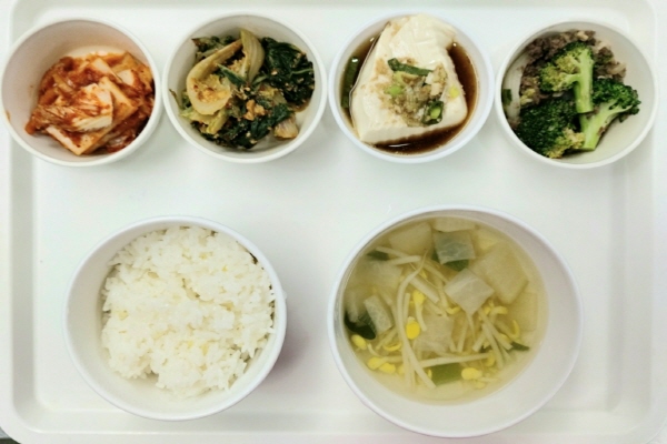 abc12e15b5b53957eaa75e6f8aa9f85e_1634111