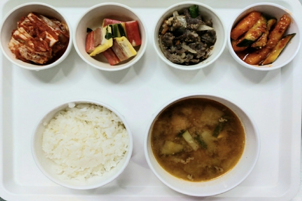 abc12e15b5b53957eaa75e6f8aa9f85e_1634111