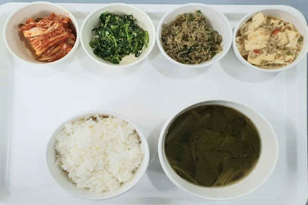 abc12e15b5b53957eaa75e6f8aa9f85e_1634111