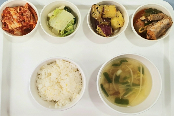 abc12e15b5b53957eaa75e6f8aa9f85e_1634111