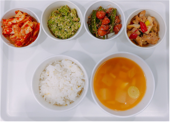 145f1111735ea931ac5610d901800f54_1645776