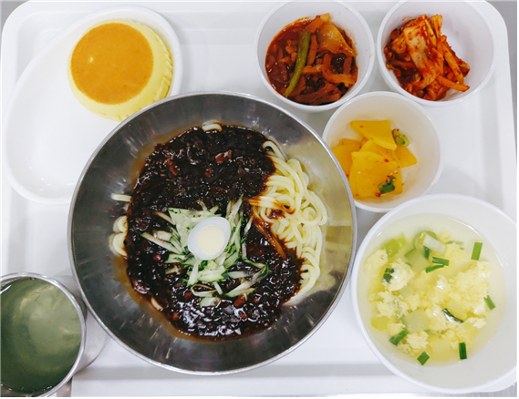 afcddd42649a9e4c1a51c3ffe8a8261f_1645603