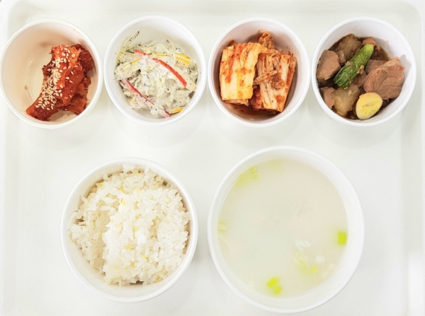 d898d3657840cc3897ac01b952475ece_1647842