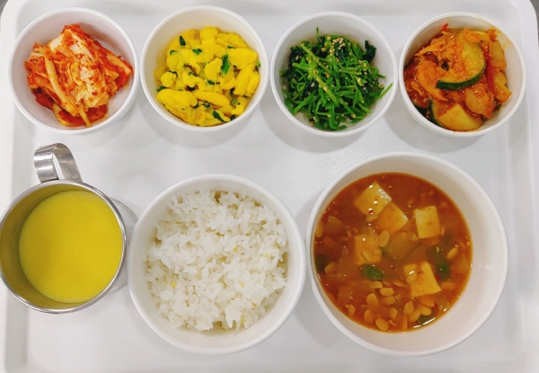 a86016da2e0512f0d5f0ecb0bc455c41_1650266