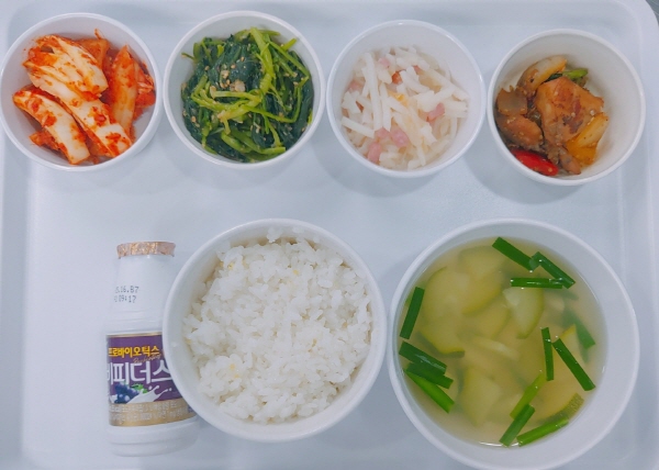 10aa2cb0ad916fd6d1b4233f8998423a_1651814