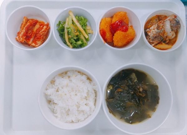 10aa2cb0ad916fd6d1b4233f8998423a_1651814