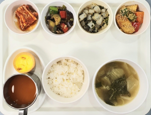 10aa2cb0ad916fd6d1b4233f8998423a_1651814