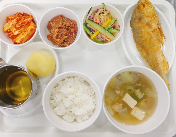 883ea07ff7b0497d072d2c3e6d59095c_1652682