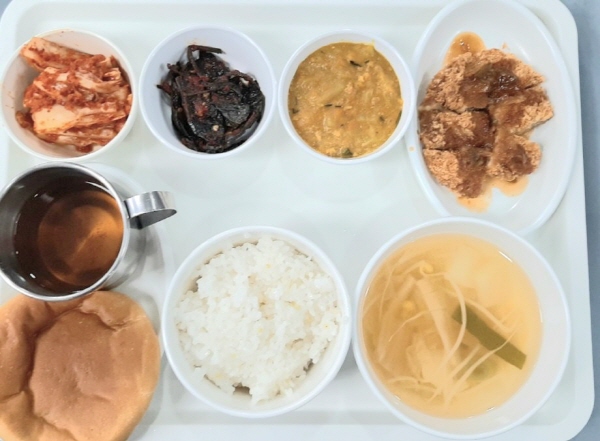 883ea07ff7b0497d072d2c3e6d59095c_1652682