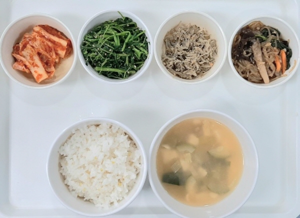 883ea07ff7b0497d072d2c3e6d59095c_1652682