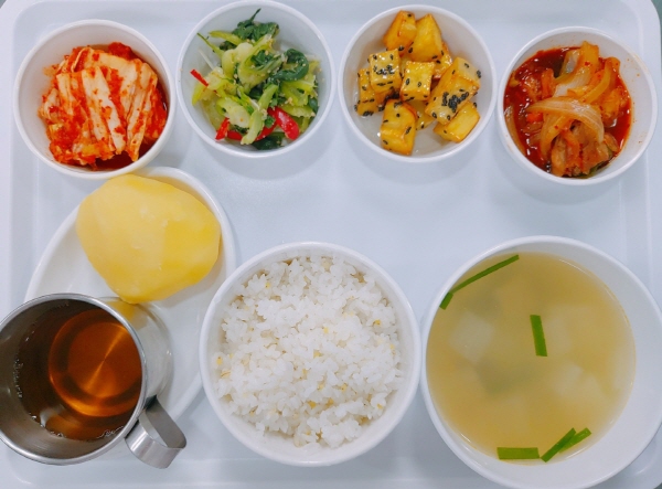 f0299a9bf4bf7fa7a787b8aabaf0d398_1655108