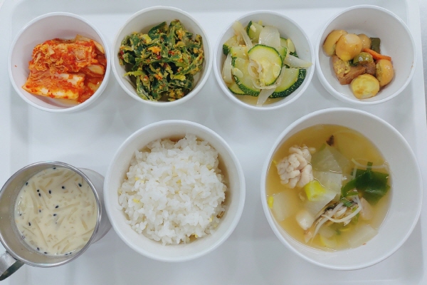 5e9d90f6f0b4e4b0983d284352a822a8_1656912