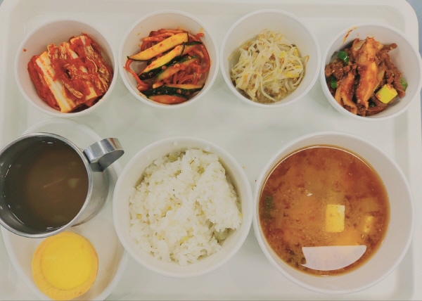 de7f2a2a5f7ef8fb30d1094e0ba0158b_1658996