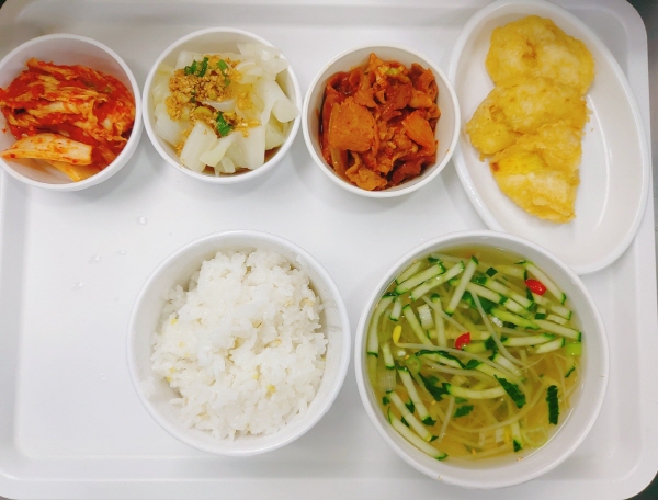 4aa5cd1b0129df847ee7853d6bf4c8de_1660117