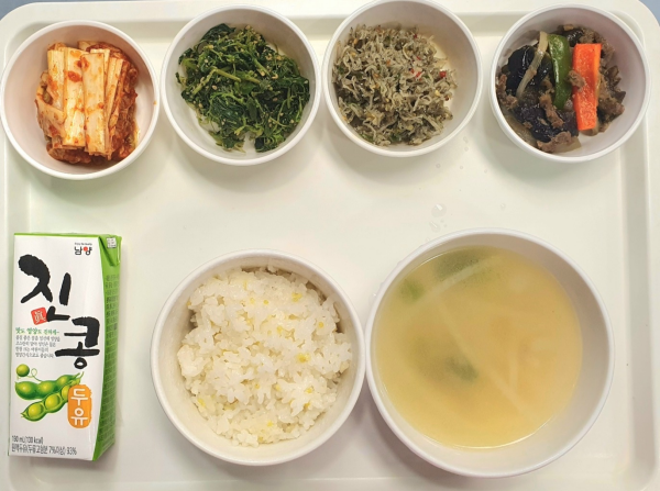 060f0ea3037abee3bb6821194f75429f_1663573