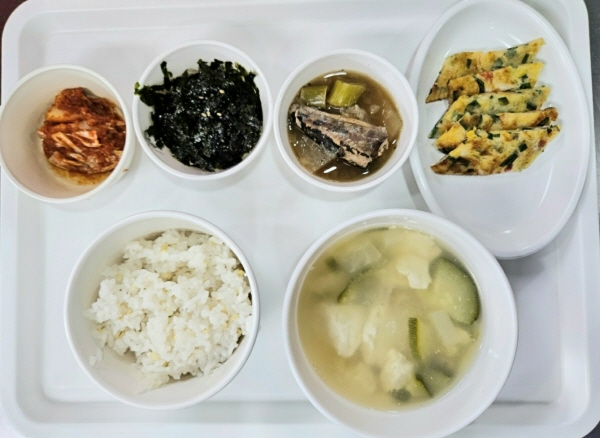 e7ea6cea2a91ccf46194ced950467db3_1684137